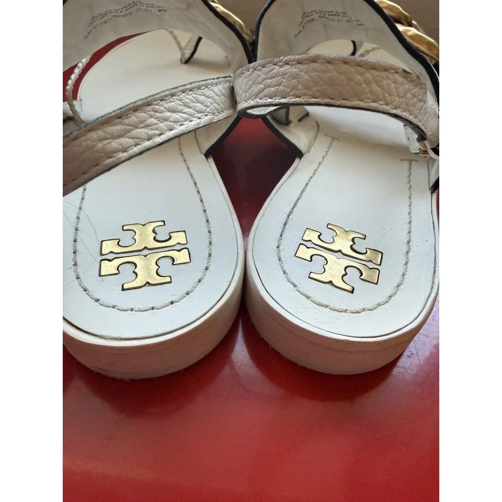 Tory Burch Adrien Chain Sandal Ivory Leather Gold Medallion Size 8M Casual - Picture 3 of 11